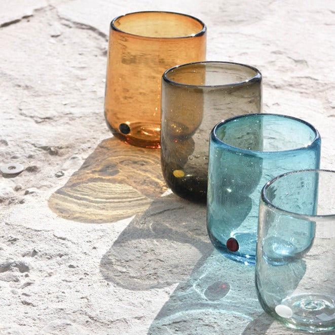 Vaso_de_vidrio_soplado_coleccion_KIIN_humo_punto_amarillo