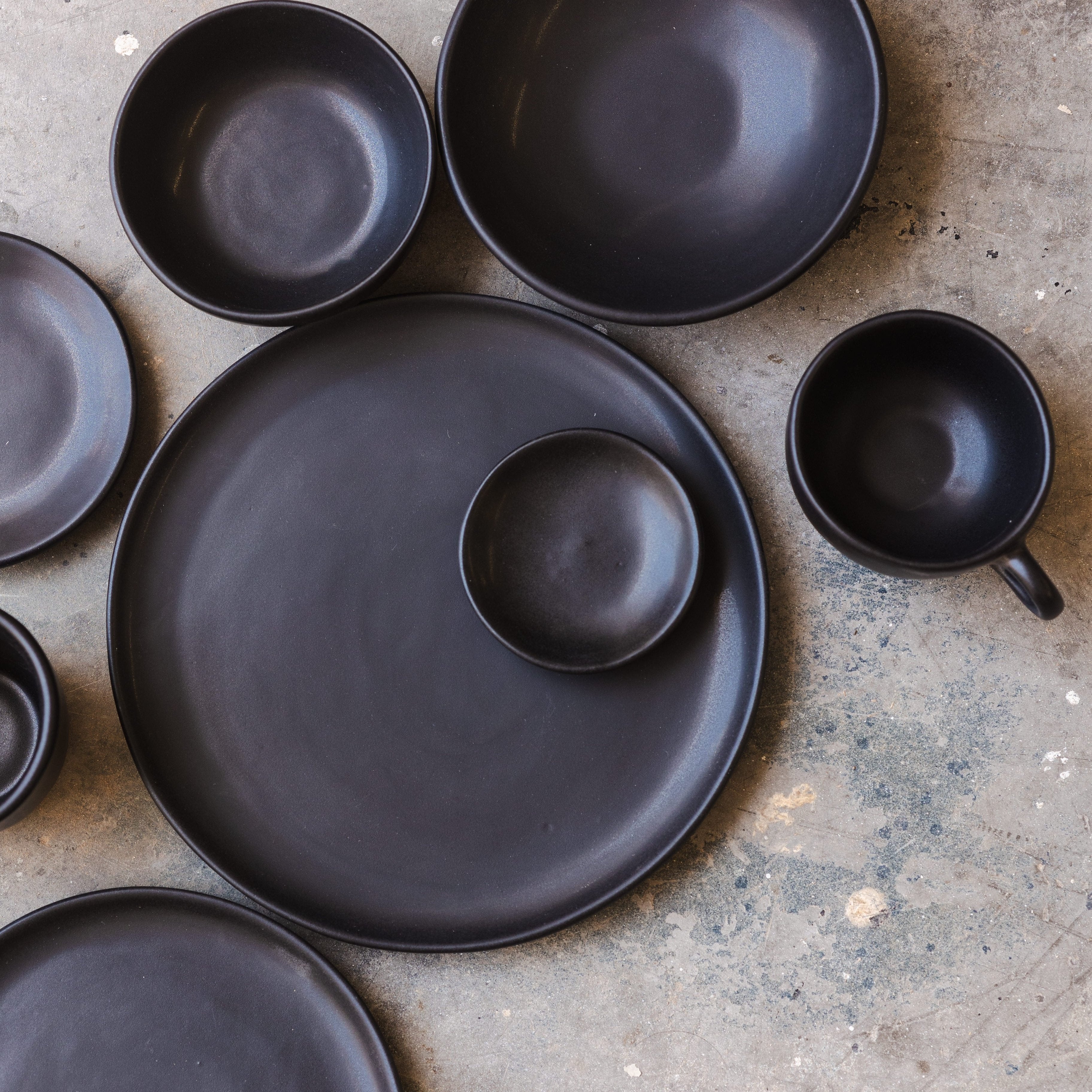 Vajilla Nuum Negro Set 10 personas (30 piezas)