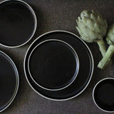 Plato_de_Cerámica_Colección_Sak_Negro