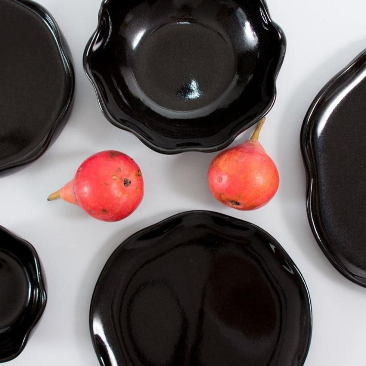 Plato_de_Cerámica_Colección_Nhis_Negro